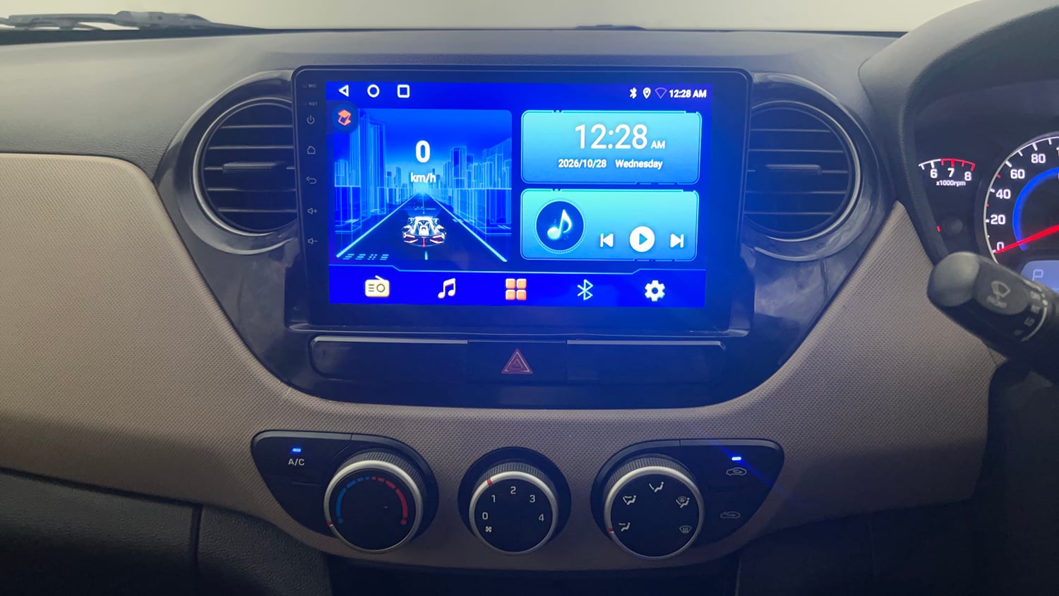 Used 2017 Hyundai Grand i10 Magna AT 1.2 Kappa VTVT Petrol Automatic top_features Integrated (in-dash) music system