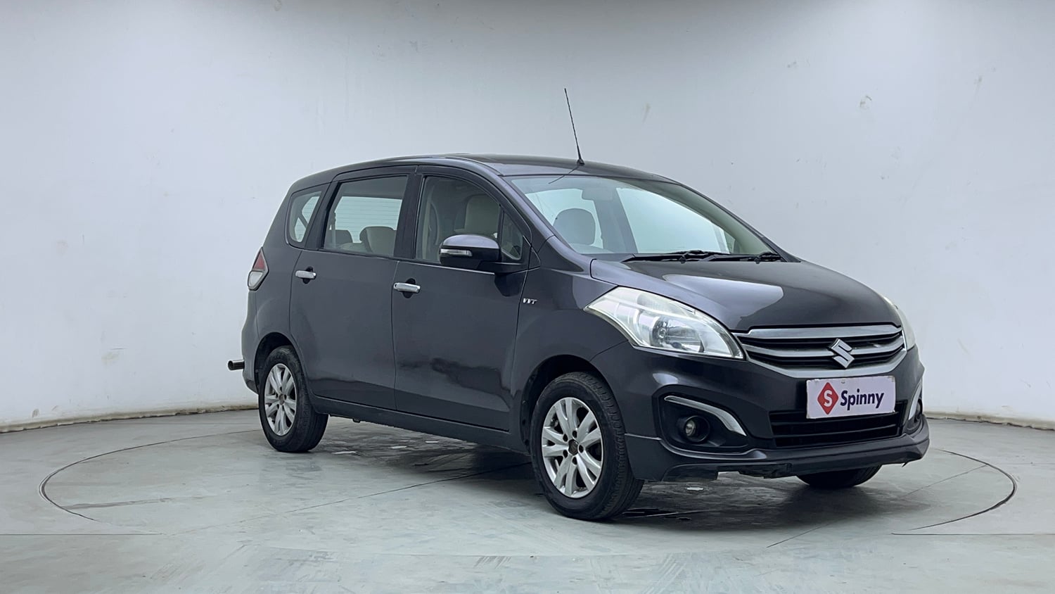 Used 2018 Maruti Suzuki Ertiga ZXI Petrol Manual exterior RIGHT FRONT CORNER VIEW