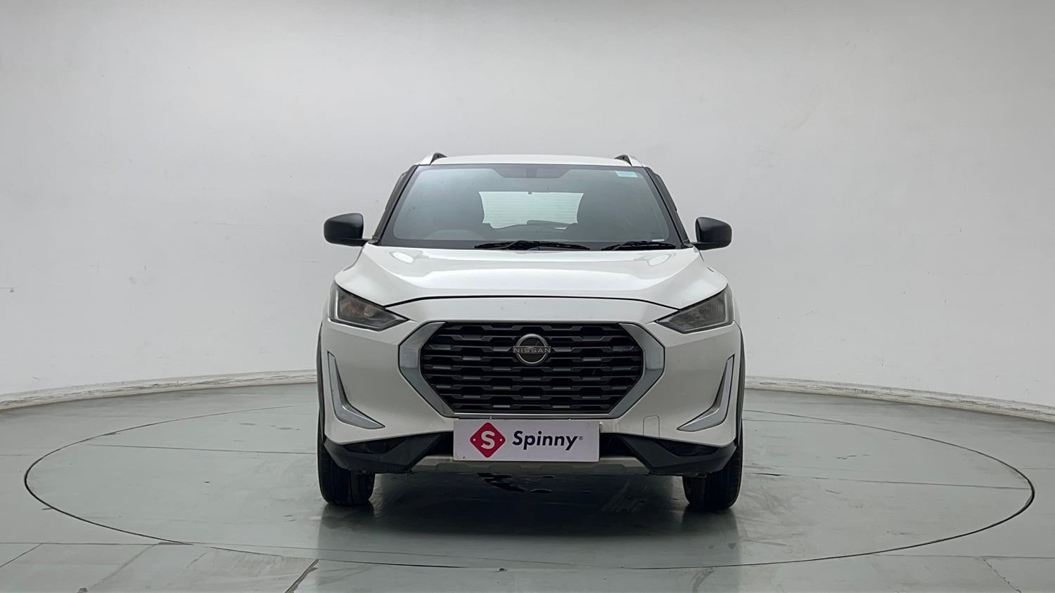 Used 2023 Nissan Magnite XE Petrol Manual exterior FRONT VIEW
