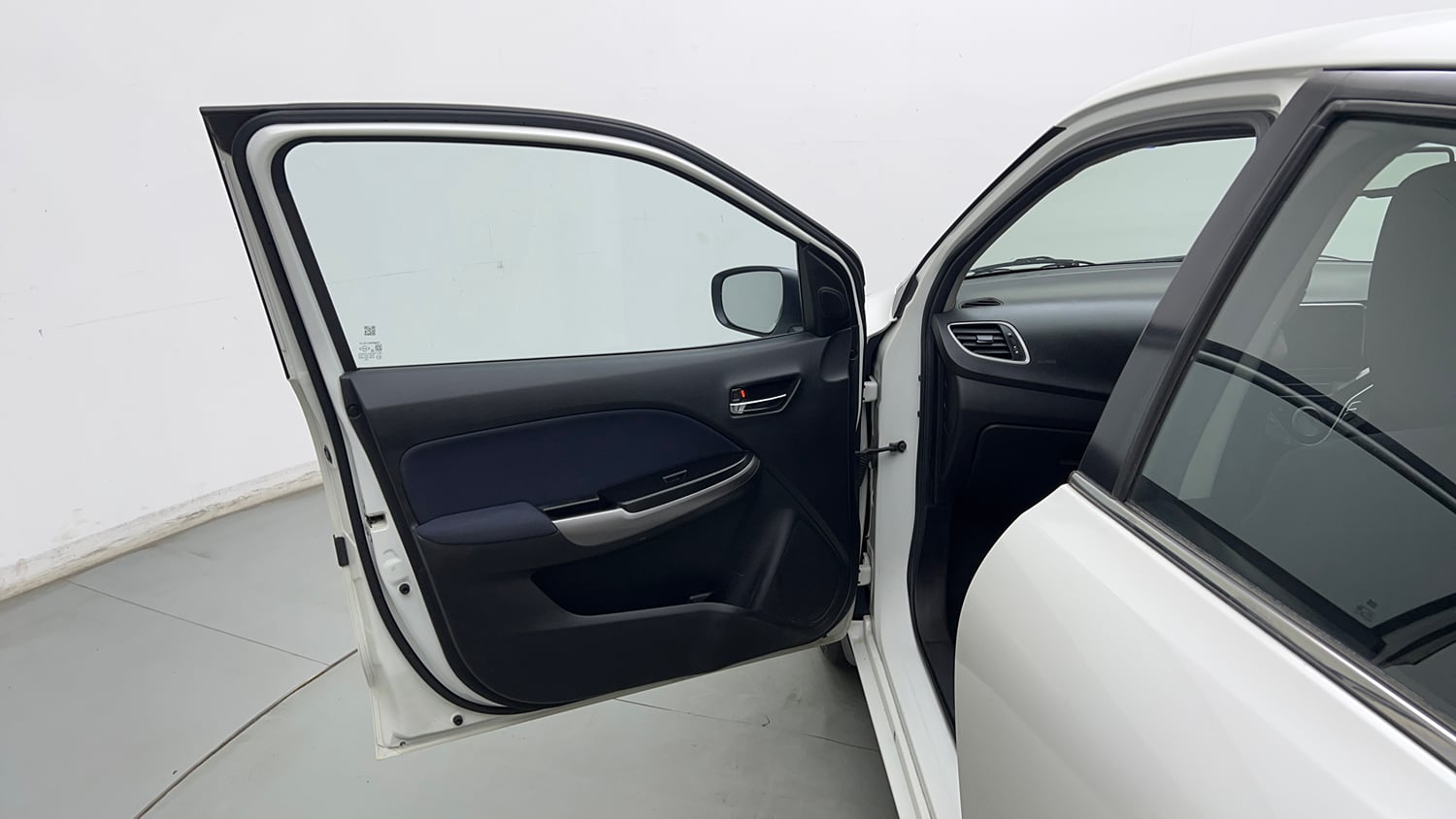 Used 2021 Maruti Suzuki Baleno Zeta Petrol Manual interior LEFT FRONT DOOR OPEN VIEW