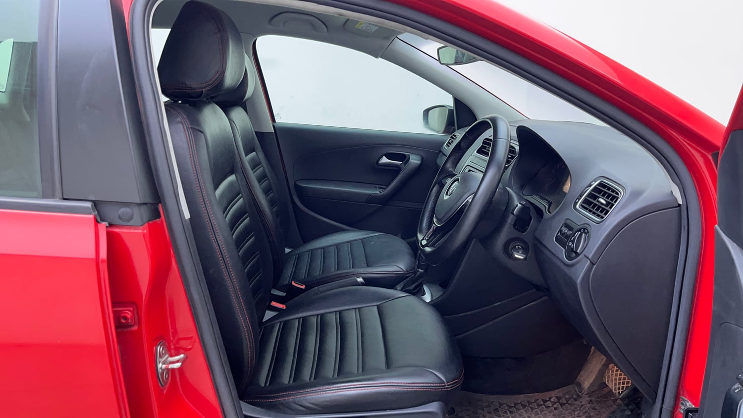 Used 2021 Volkswagen Polo GT Petrol Automatic interior RIGHT SIDE FRONT DOOR CABIN VIEW
