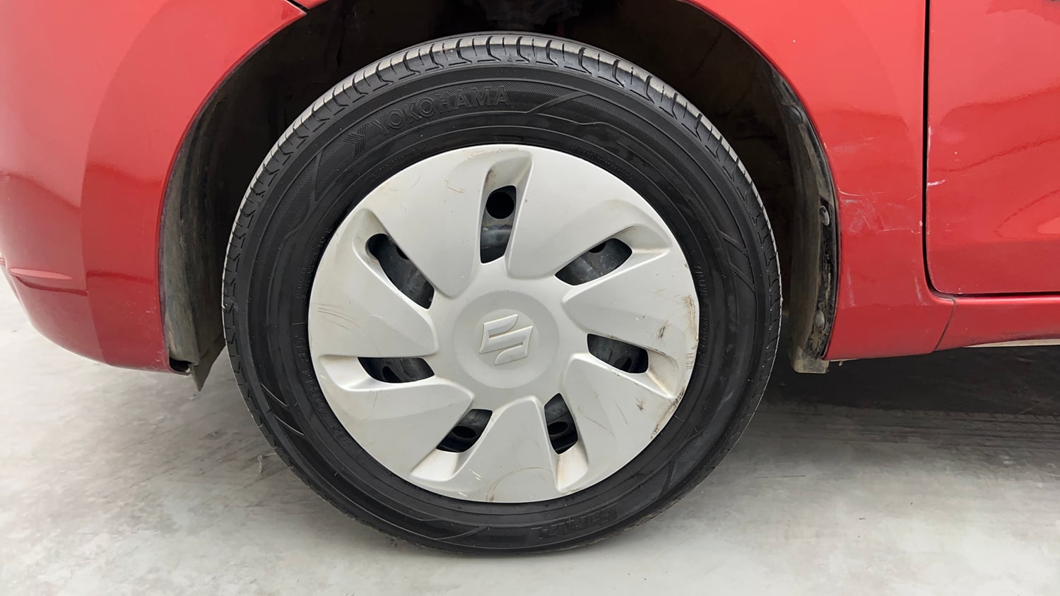 Used 2015 Maruti Suzuki Celerio VXi Petrol Manual tyres LEFT FRONT TYRE RIM VIEW