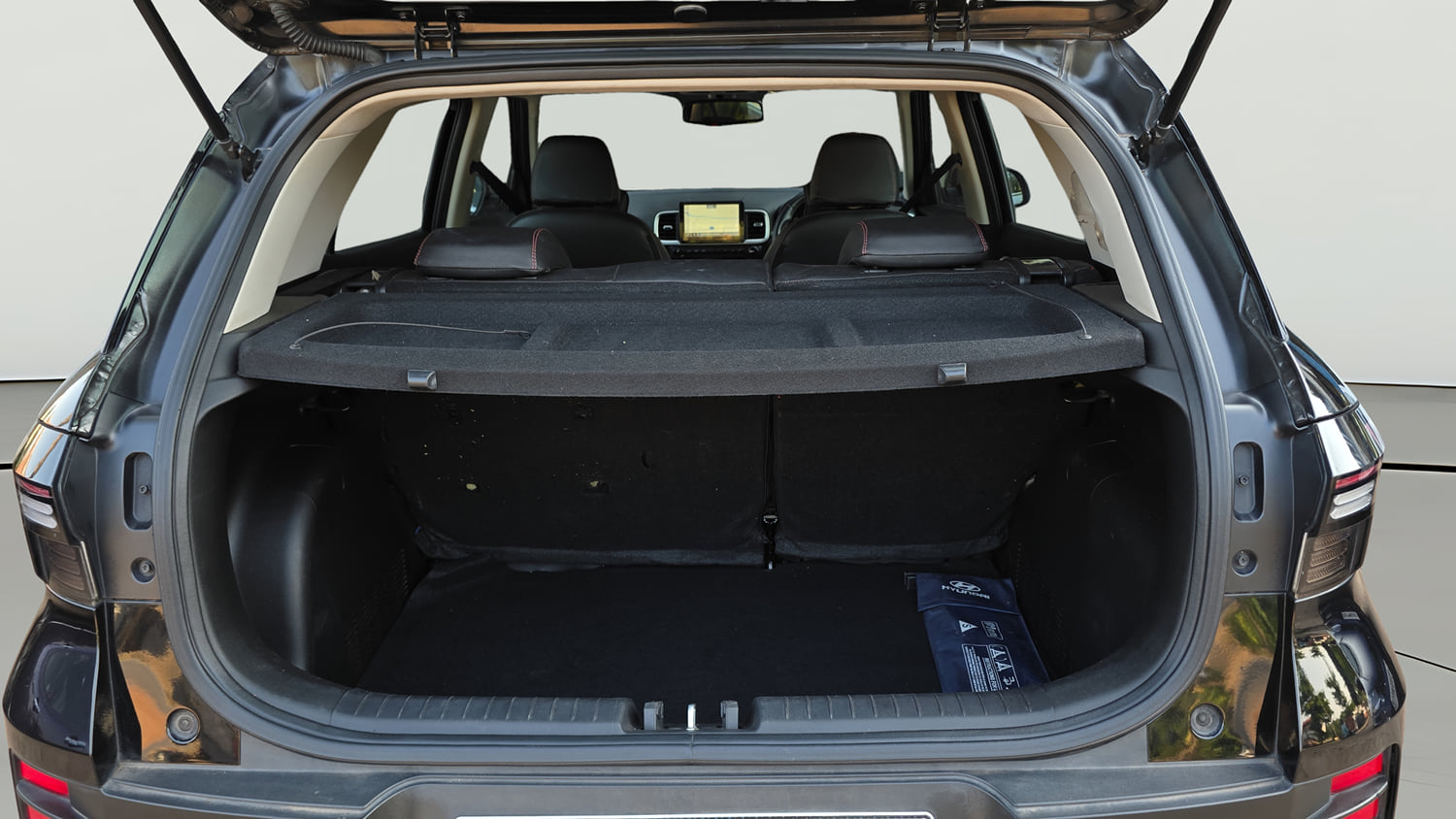 Used 2023 Hyundai Venue SX 1.2 Petrol Petrol Manual interior DICKY INSIDE VIEW