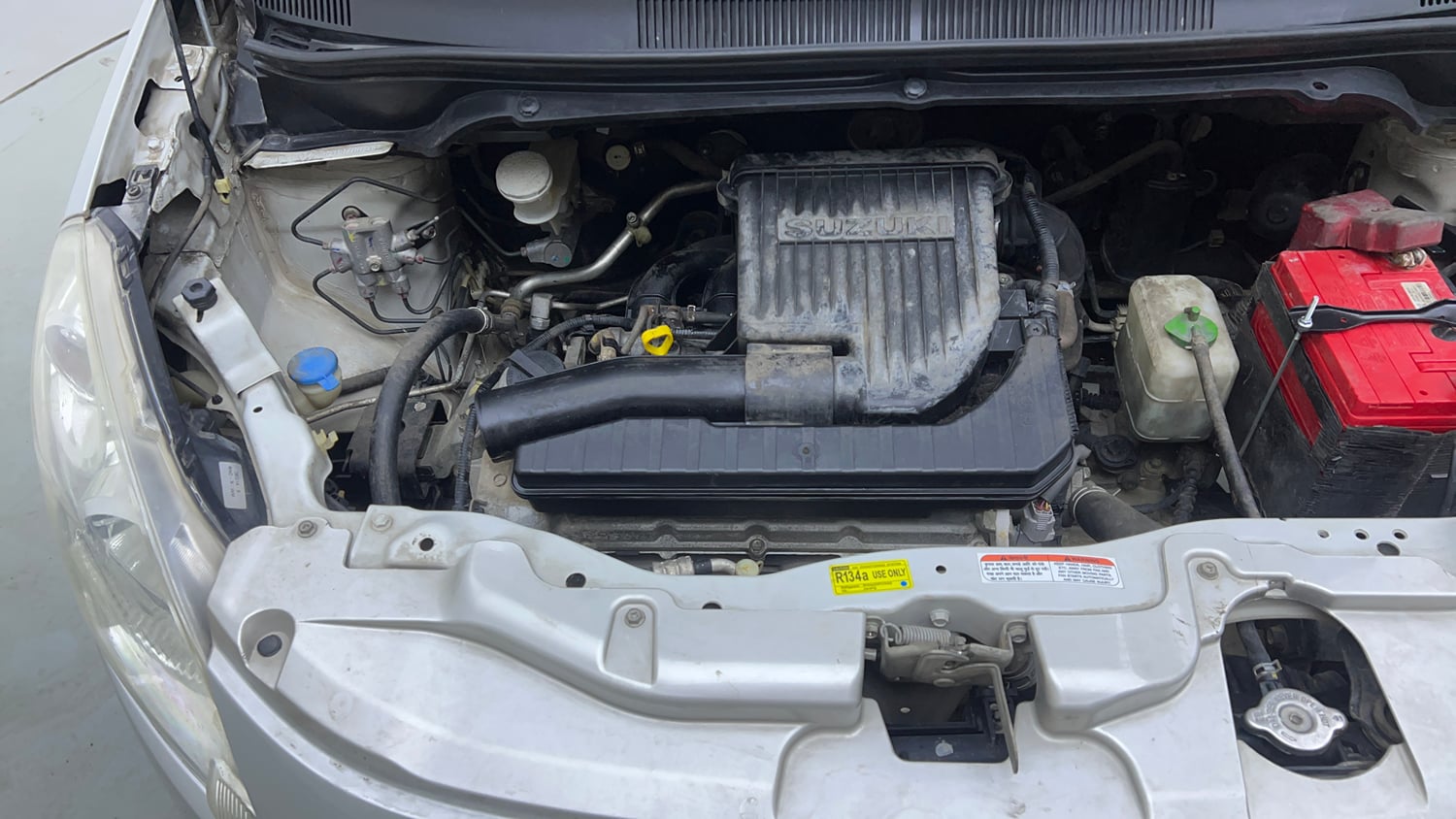 Used 2014 Maruti Suzuki Ritz Vxi BS-IV Petrol Manual engine ENGINE RIGHT SIDE VIEW