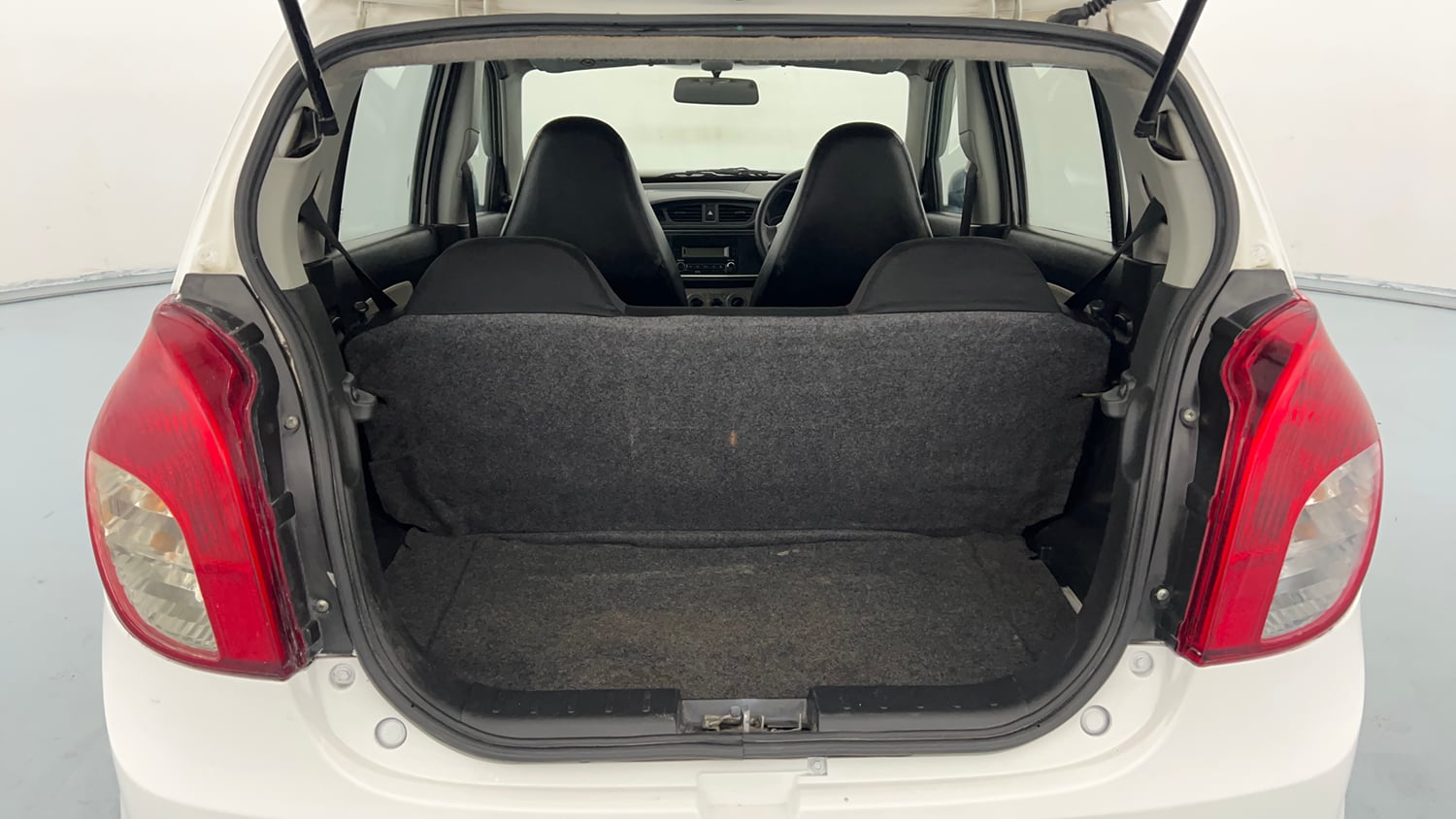 Used 2019 Maruti Suzuki Alto 800 VXi Petrol Manual interior DICKY INSIDE VIEW