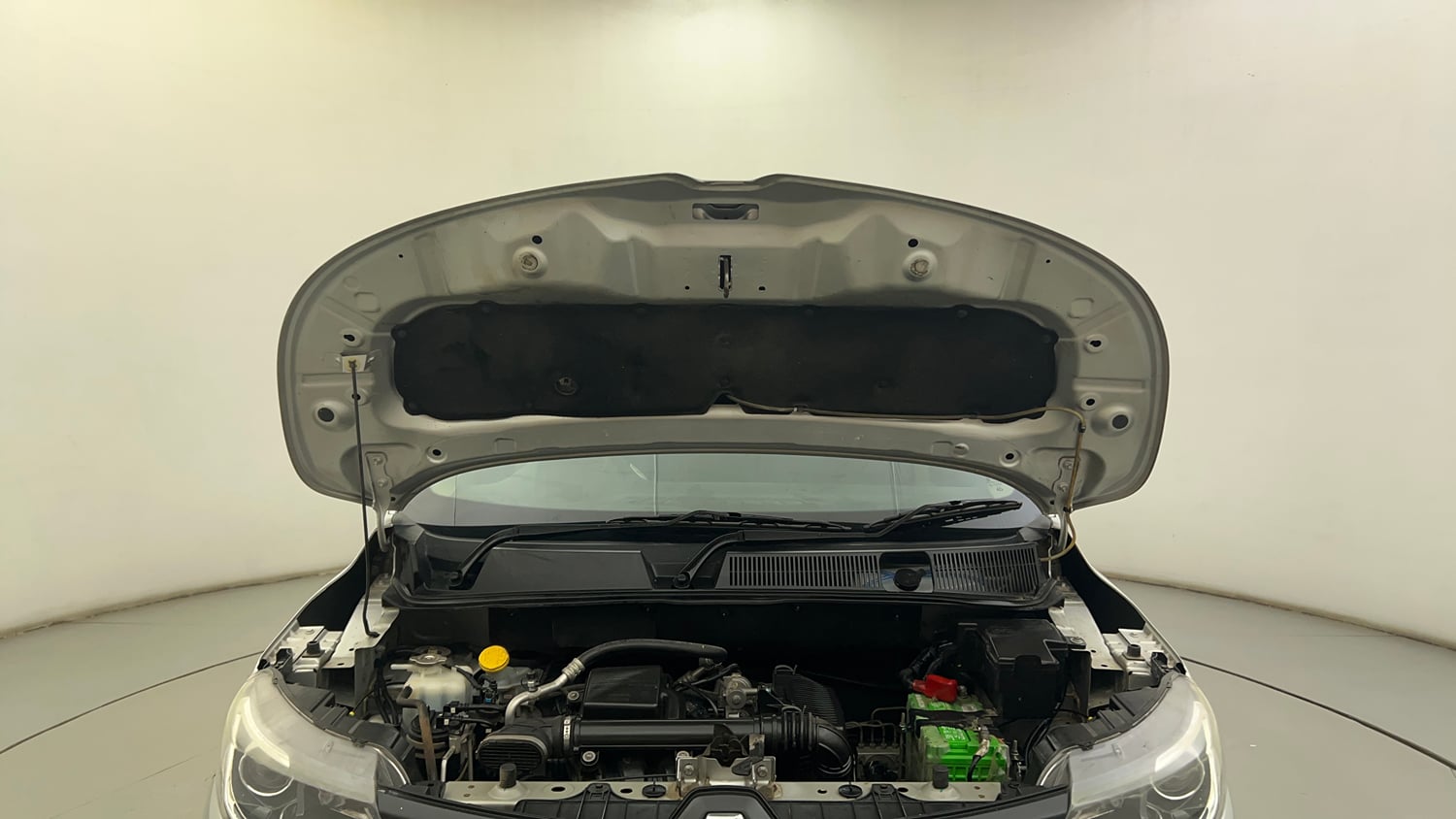 Used 2019 Renault Triber RXZ Petrol Manual engine ENGINE & BONNET OPEN FRONT VIEW