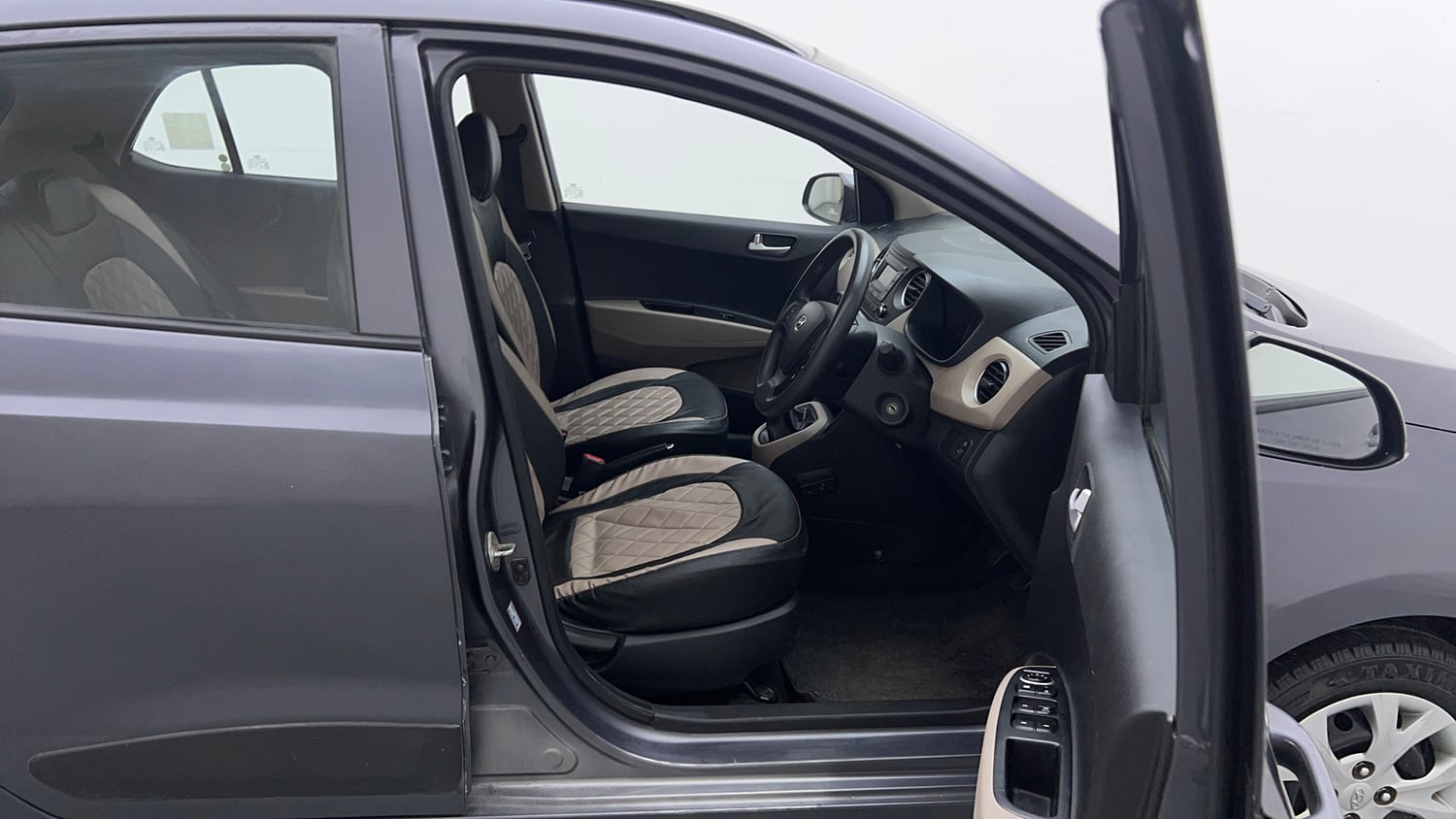 Used 2016 Hyundai Grand i10 Sportz 1.2 Kappa VTVT Petrol Manual interior RIGHT SIDE FRONT DOOR CABIN VIEW