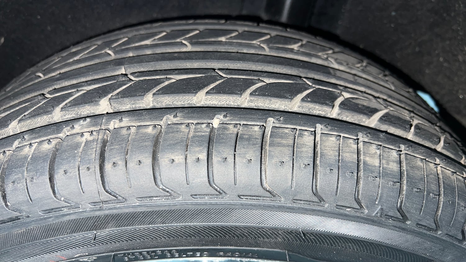 Used 2019 Toyota Glanza G Petrol Manual tyres LEFT REAR TYRE TREAD VIEW