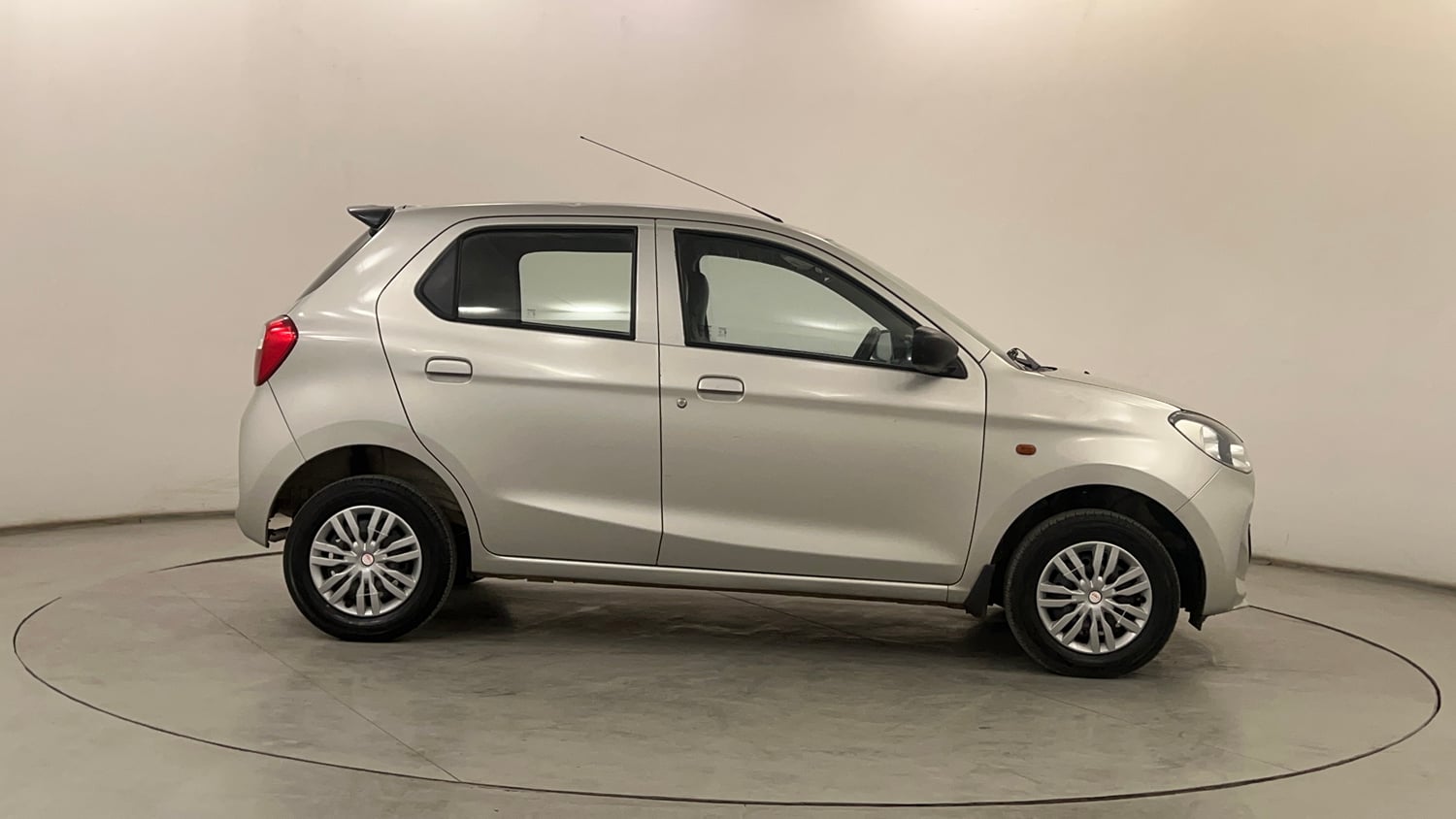Used 2024 Maruti Suzuki Alto K10 VXi S-CNG Cng Manual exterior RIGHT SIDE VIEW
