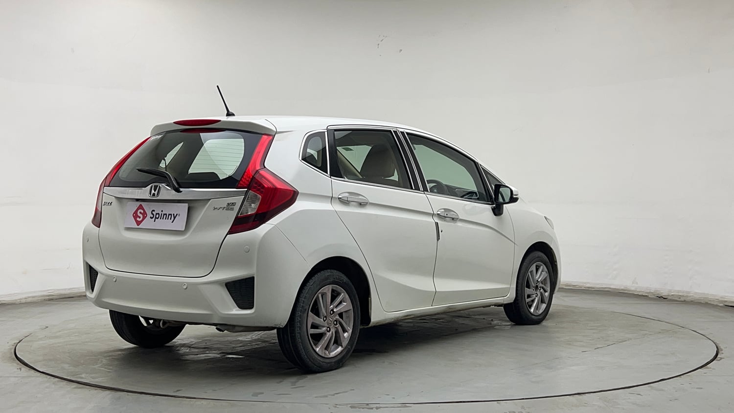Used 2019 Honda Jazz VX CVT Petrol Petrol Automatic exterior RIGHT REAR CORNER VIEW