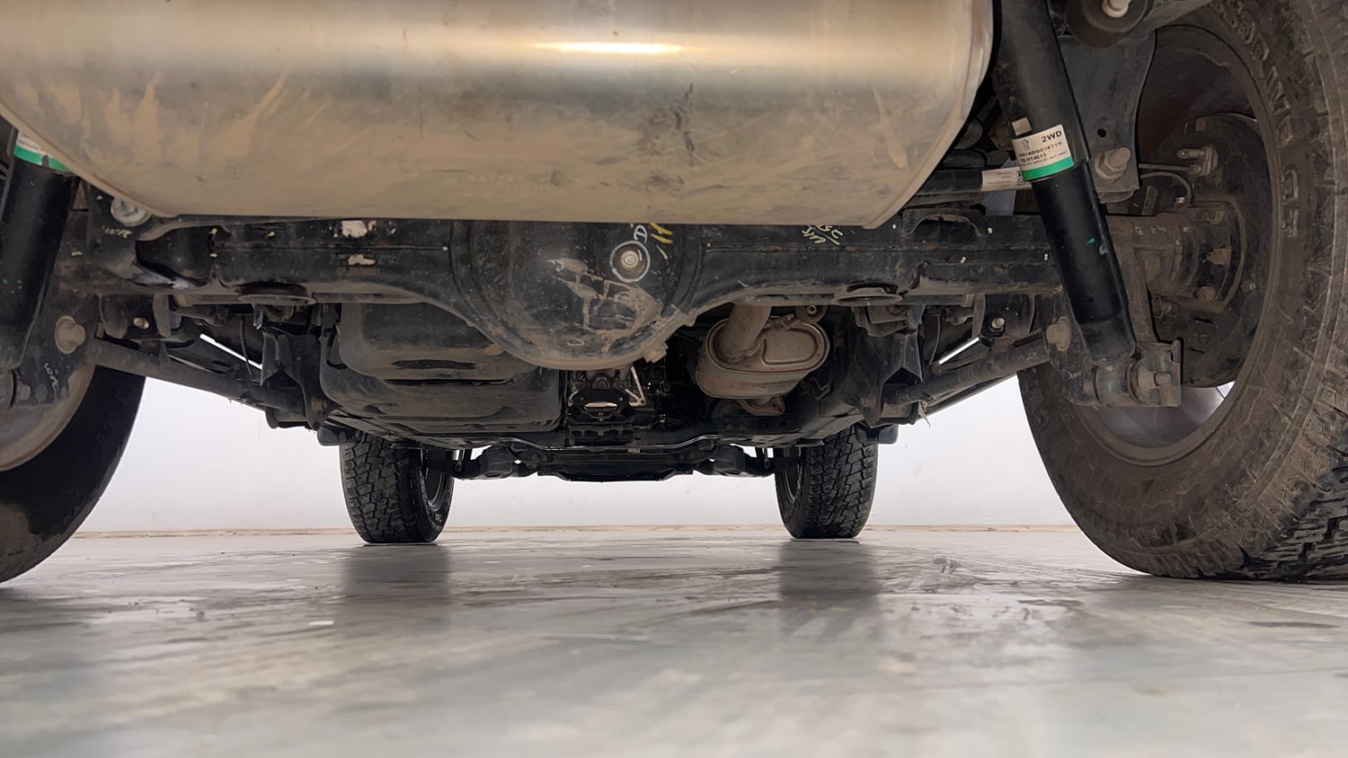 Used 2024 Mahindra Thar LX Hard Top Petrol AT RWD Petrol Automatic extra REAR UNDERBODY VIEW (TAKEN FROM REAR)
