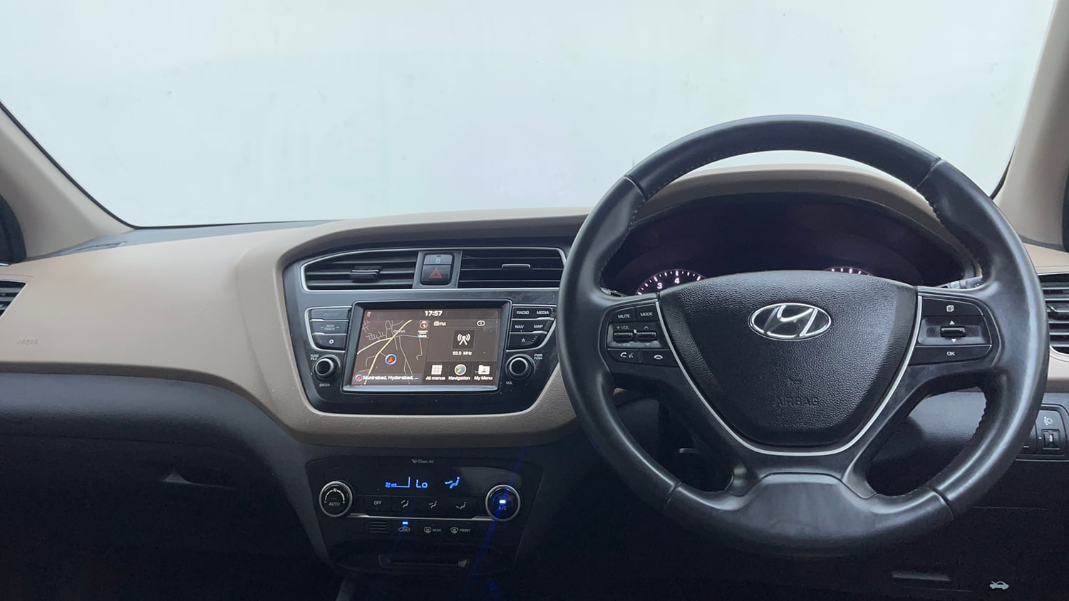 Used 2019 Hyundai Elite i20 Asta 1.2 (O) Petrol Manual interior DASHBOARD VIEW
