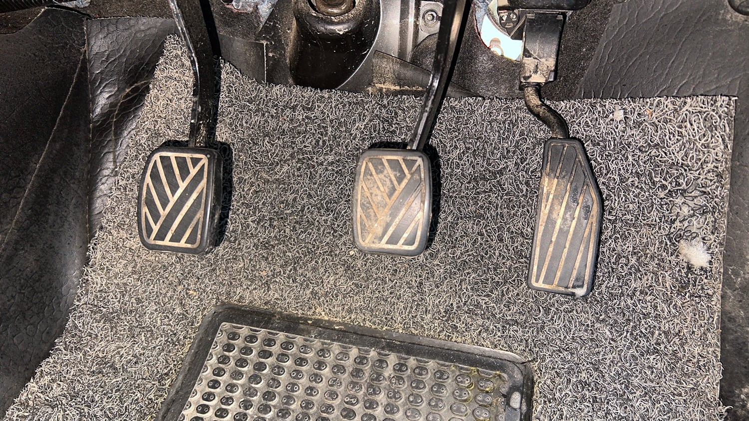 Used 2022 Maruti Suzuki Ignis Sigma 1.2 MT Petrol Manual interior PEDALS VIEW