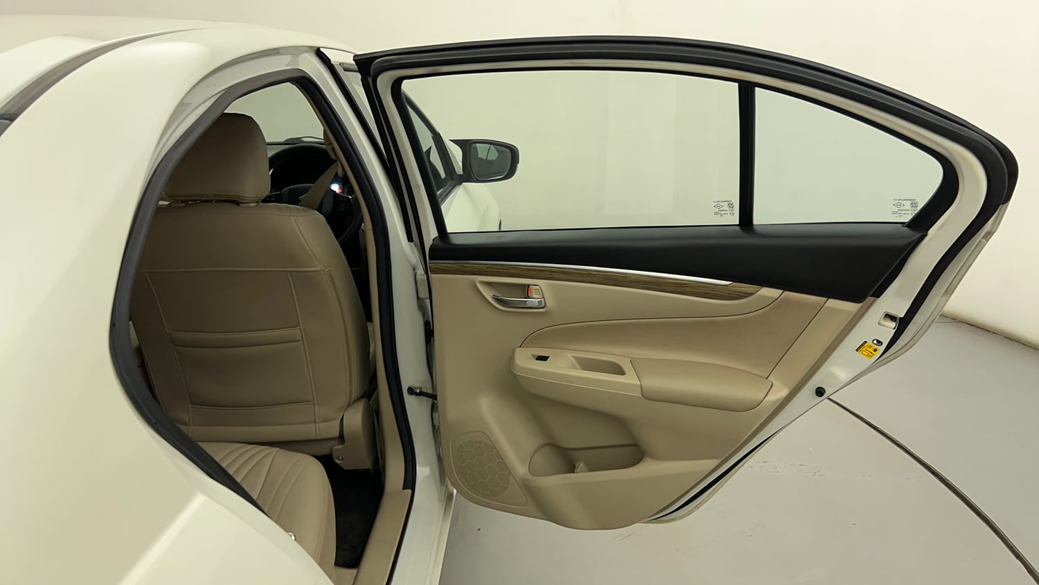 Used 2022 Maruti Suzuki Ciaz Zeta 1.5 Petrol Manual interior RIGHT REAR DOOR OPEN VIEW