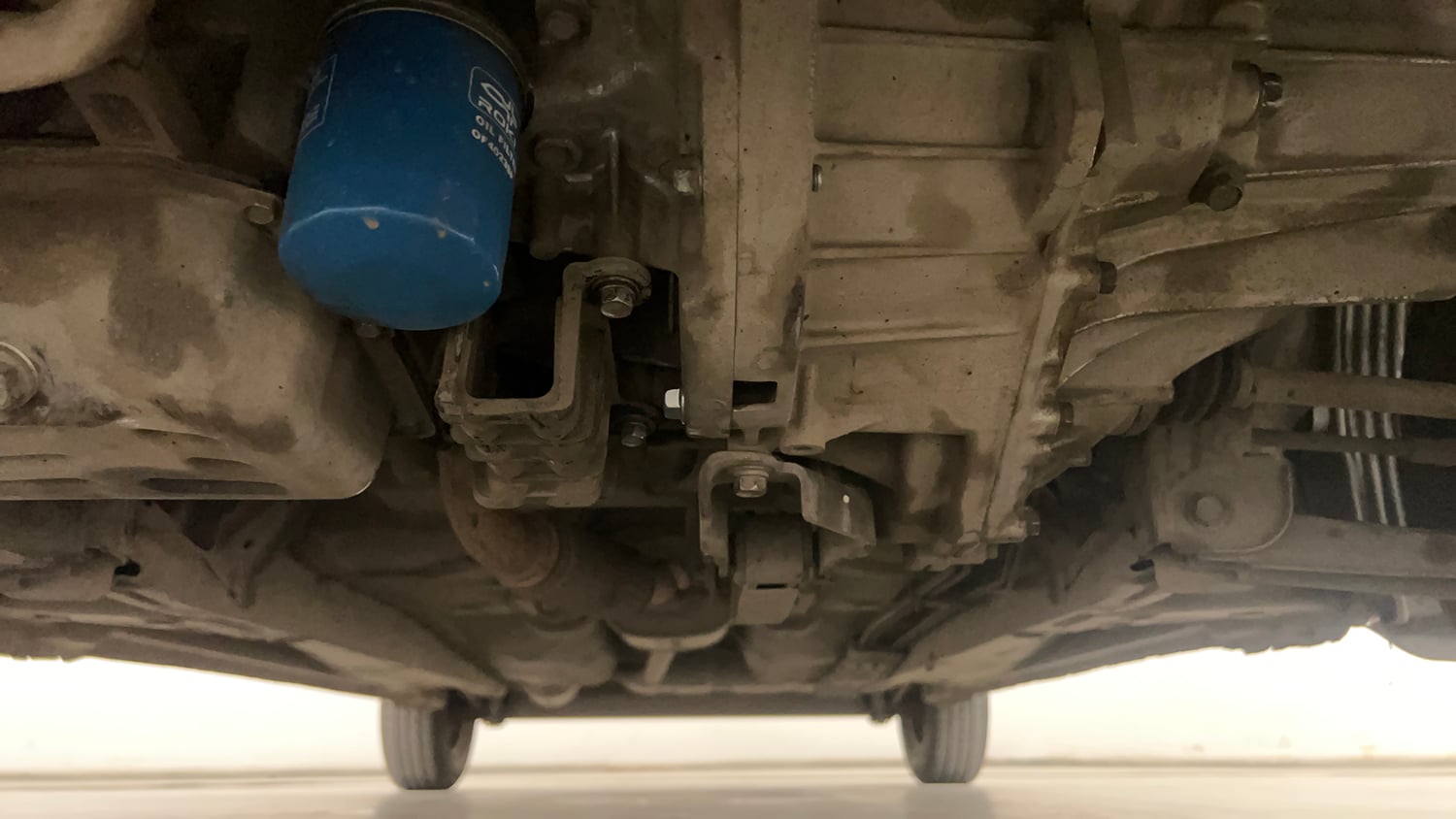 Used 2017 Hyundai Eon Magna Petrol Manual extra FRONT LEFT UNDERBODY VIEW