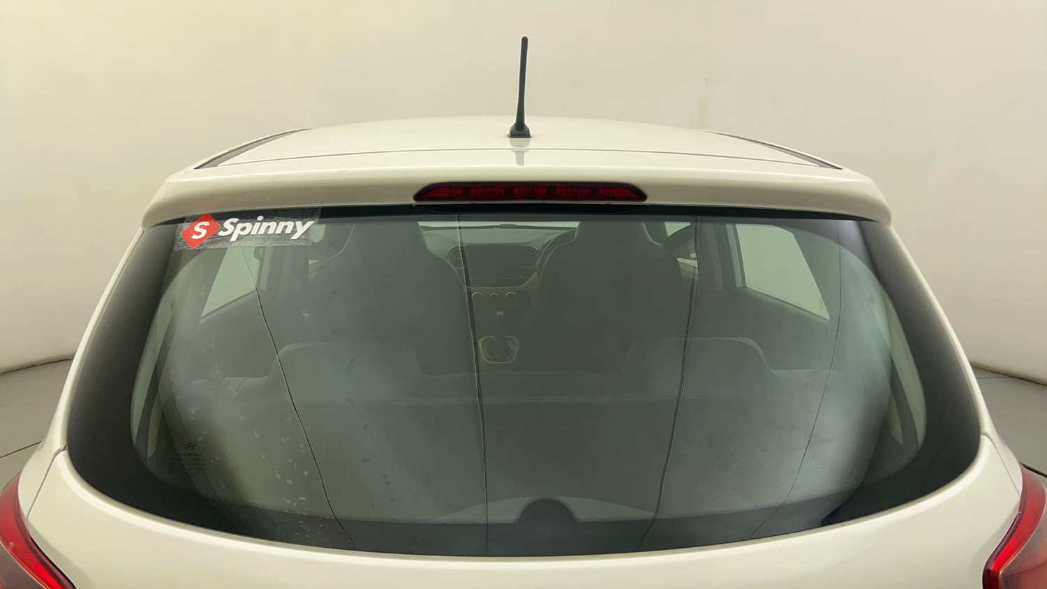Used 2017 Hyundai Grand i10 Magna AT 1.2 Kappa VTVT Petrol Automatic exterior BACK WINDSHIELD VIEW