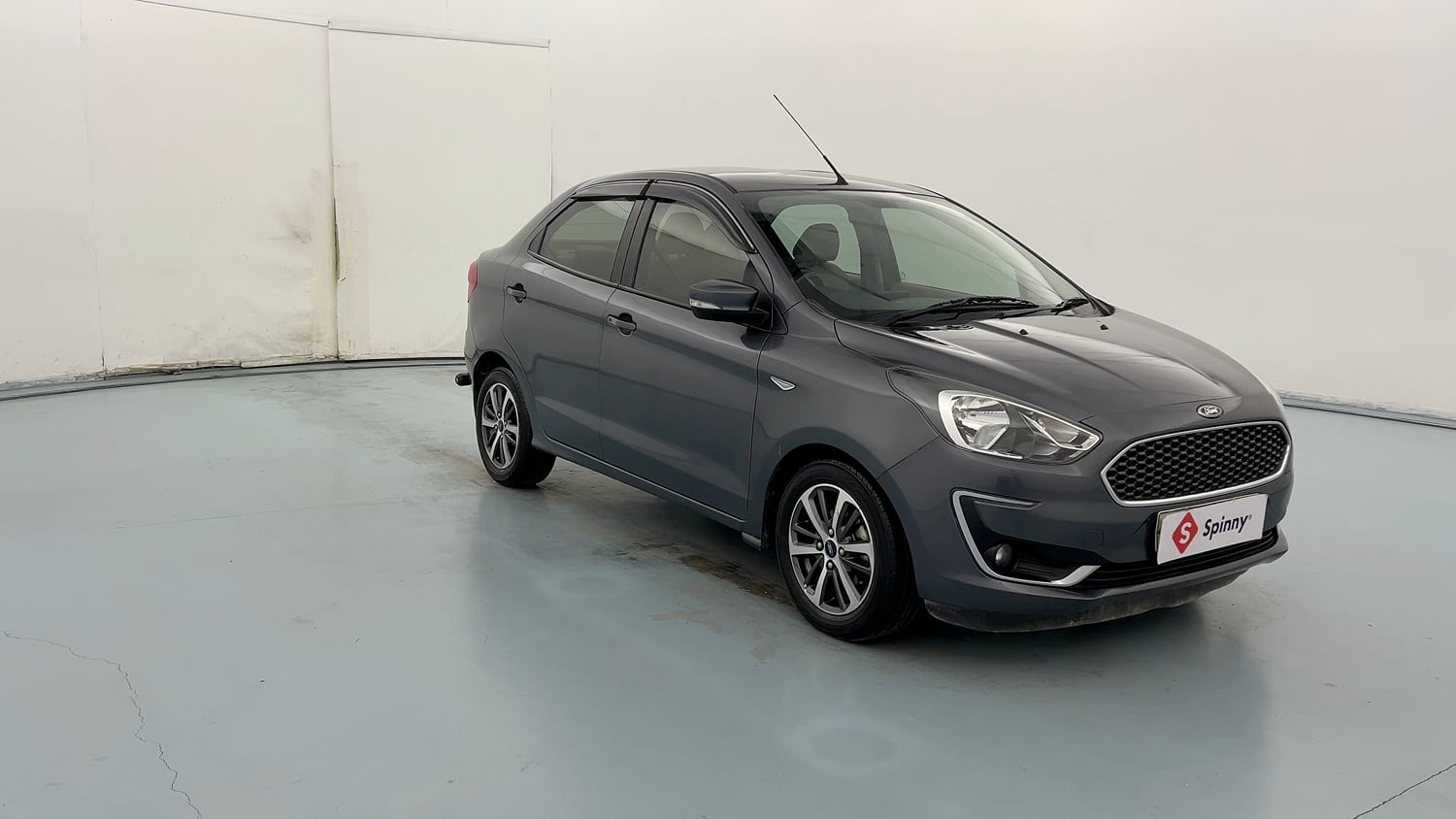 Used 2020 Ford Figo Aspire Titanium Plus 1.5 TDCi Diesel Manual exterior RIGHT FRONT CORNER VIEW