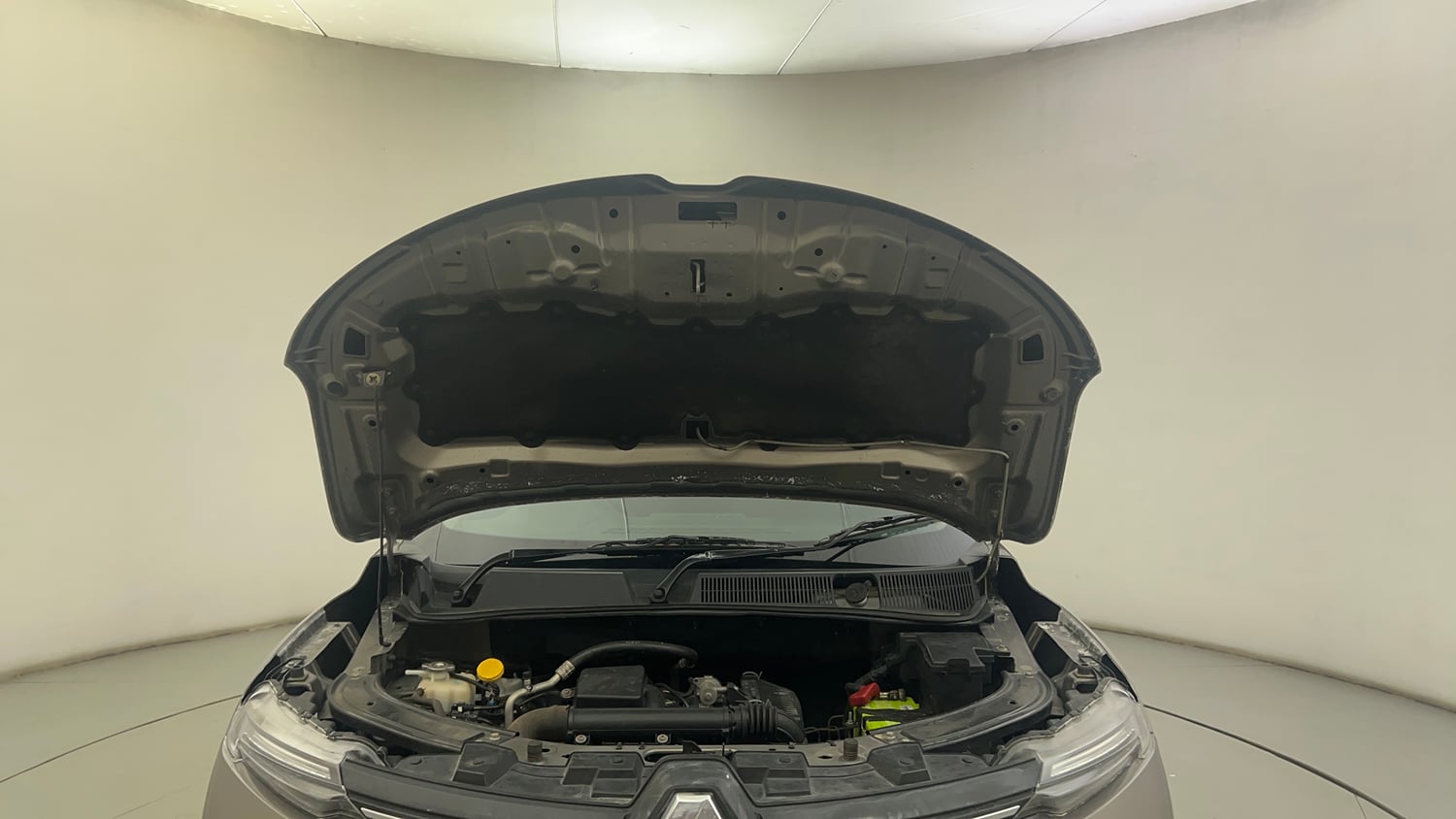Used 2021 Renault Kiger RXT AMT Petrol Automatic engine ENGINE & BONNET OPEN FRONT VIEW