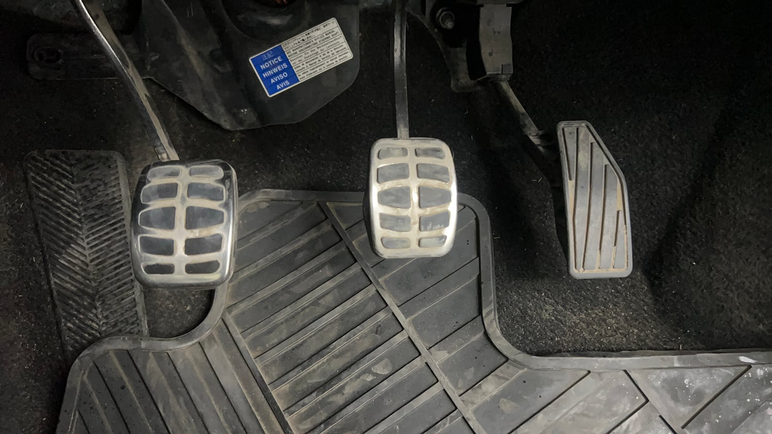 Used 2017 Maruti Suzuki Baleno Delta 1.2 Petrol Manual interior PEDALS VIEW