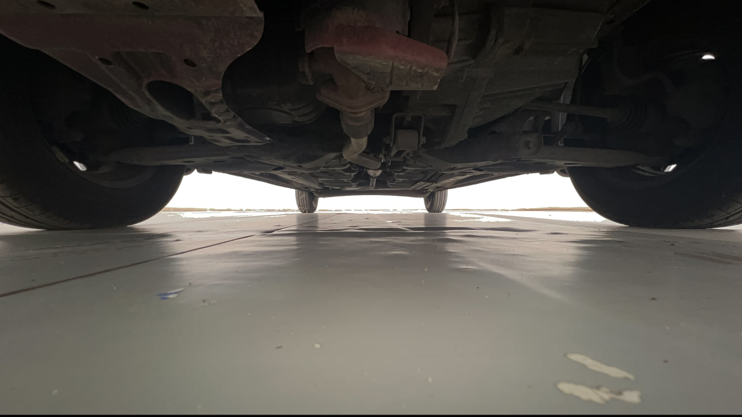 Used 2013 Hyundai i10 Era 1.1 iRDE2 Petrol Manual extra FRONT LEFT UNDERBODY VIEW