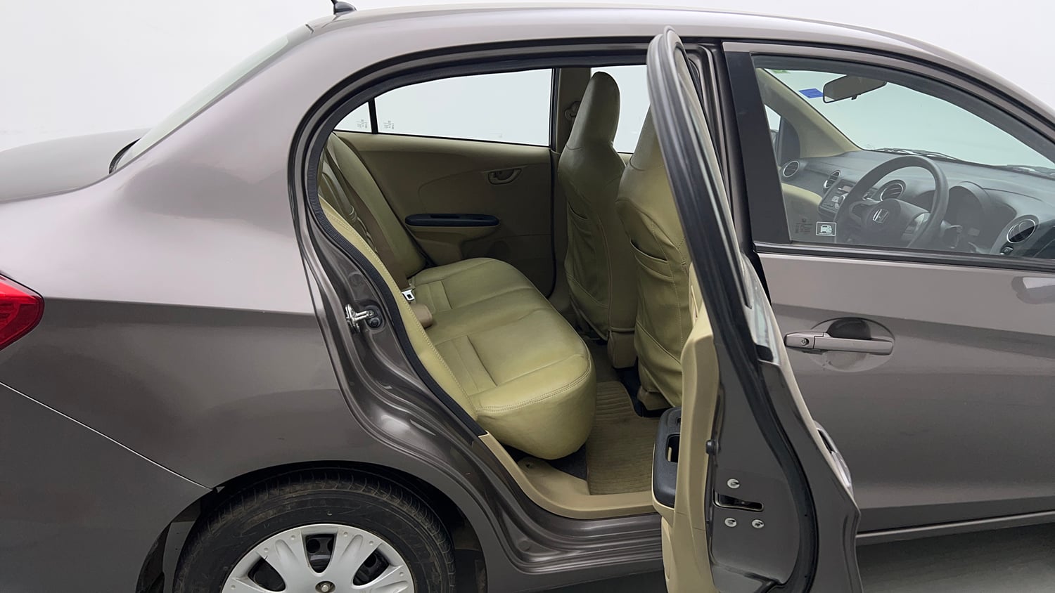 Used 2016 Honda Amaze 1.2 S i-VTEC Petrol Manual interior RIGHT SIDE REAR DOOR CABIN VIEW