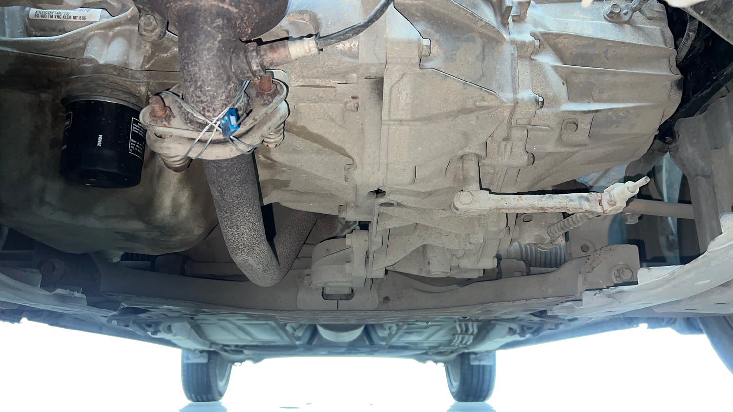 Used 2019 Toyota Glanza G Petrol Manual extra FRONT LEFT UNDERBODY VIEW