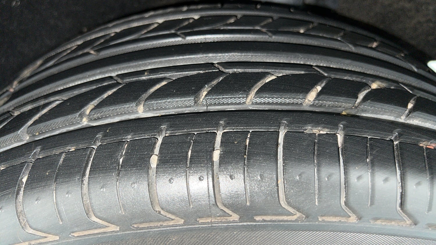 Used 2018 Maruti Suzuki Baleno Zeta 1.2 Petrol Manual tyres LEFT REAR TYRE TREAD VIEW
