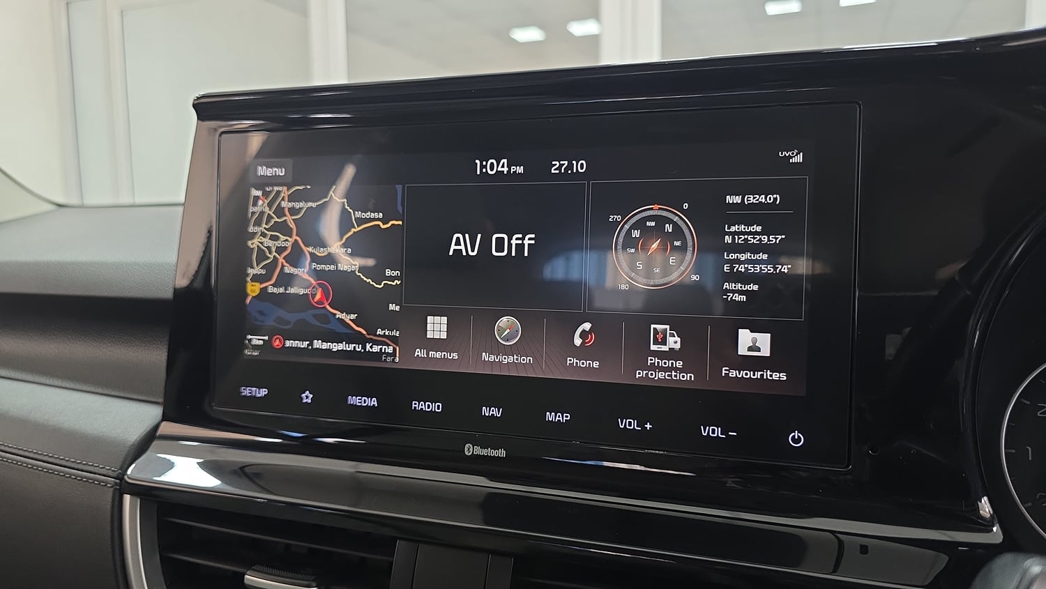 Used 2020 Kia Seltos HTX IVT 1.5 Petrol Automatic top_features Integrated (in-dash) music system