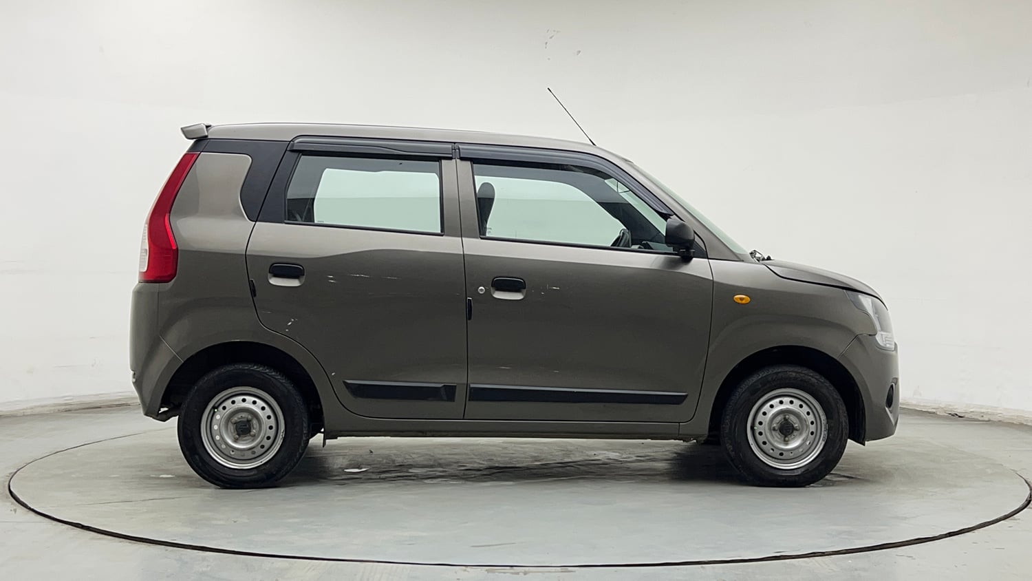 Used 2020 Maruti Suzuki Wagon R LXi (O) 1.0 CNG Cng Manual exterior RIGHT SIDE VIEW