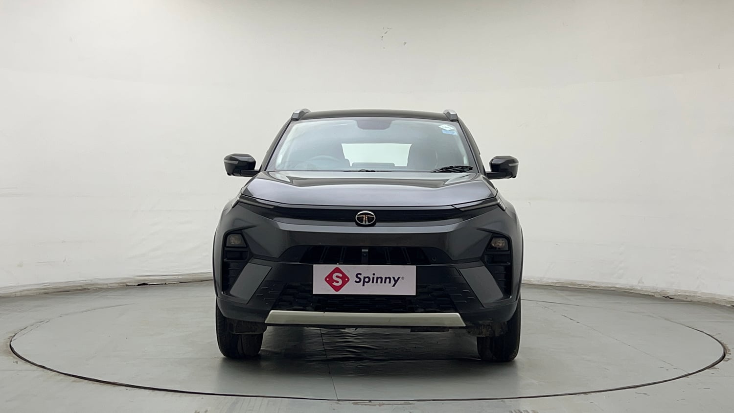 Used 2024 Tata Nexon Creative Plus 1.2 iCNG Cng Manual exterior FRONT VIEW
