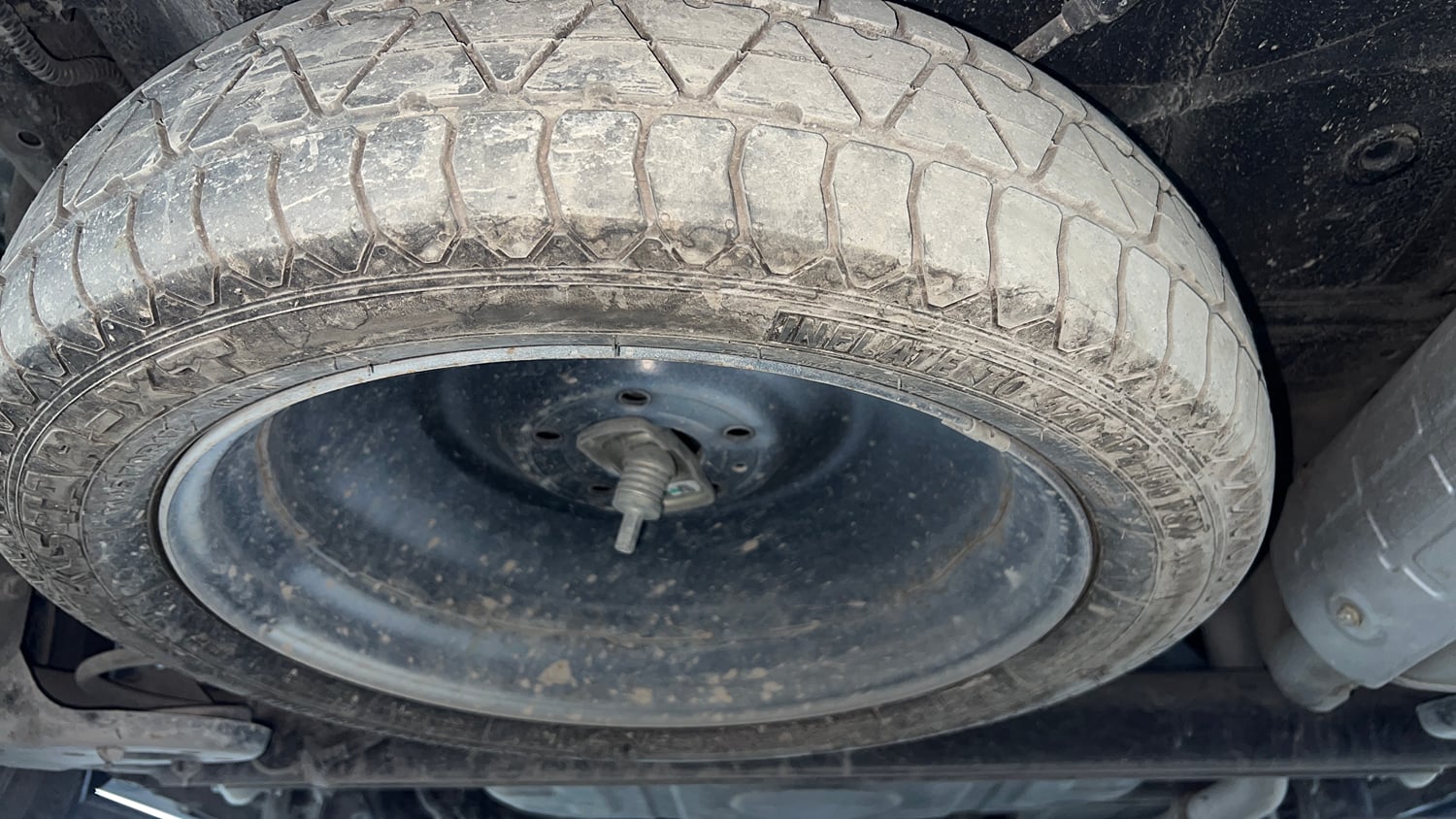 Used 2024 Tata Nexon Creative Plus 1.2 iCNG Cng Manual tyres SPARE TYRE VIEW