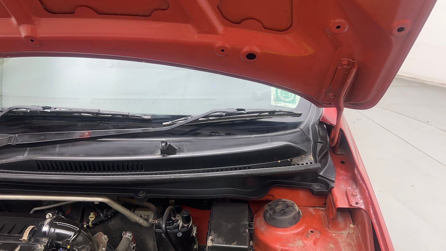 Used 2017 Maruti Suzuki Celerio ZXi AMT Petrol Automatic engine ENGINE LEFT SIDE HINGE & APRON VIEW