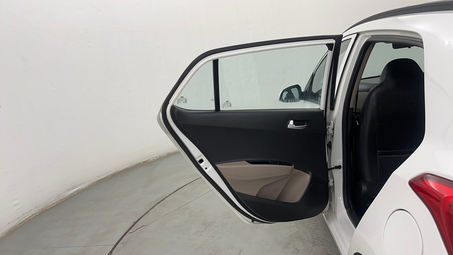 Used 2016 Hyundai Grand i10 Asta 1.2 Kappa VTVT (O) Petrol Manual interior LEFT REAR DOOR OPEN VIEW