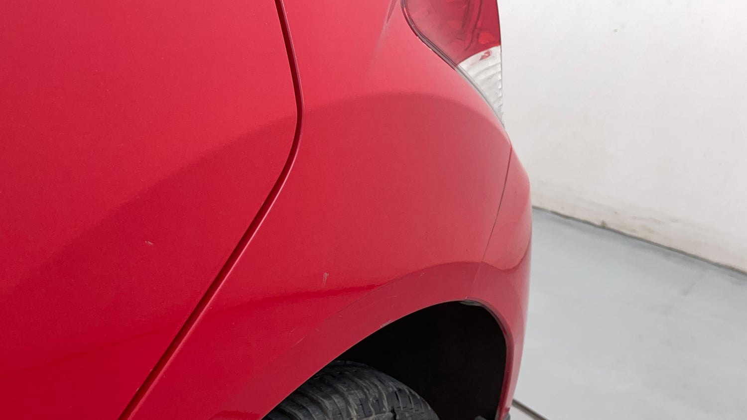 Used 2016 Honda Brio VX MT Petrol Manual dents MINOR SCRATCH