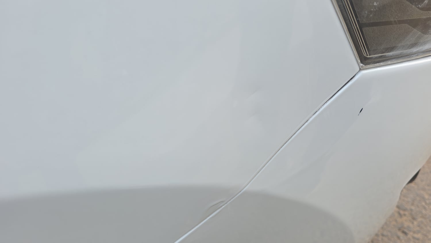 Used 2017 Maruti Suzuki Wagon R VXI Petrol Manual dents MINOR DENT