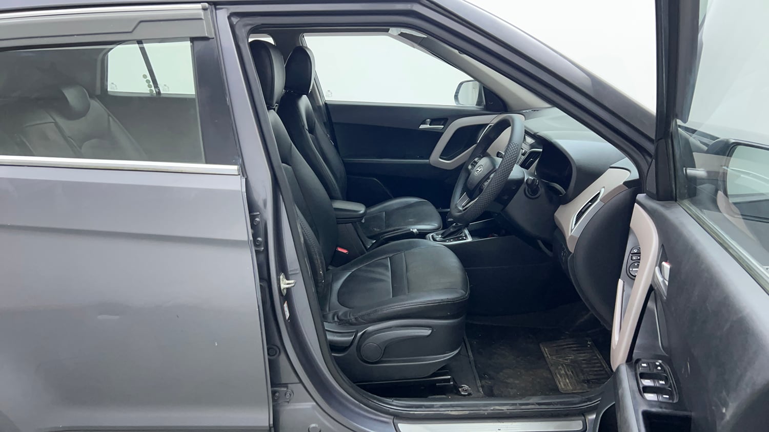 Used 2020 Hyundai Creta SX 1.6 AT CRDi Diesel Automatic interior RIGHT SIDE FRONT DOOR CABIN VIEW