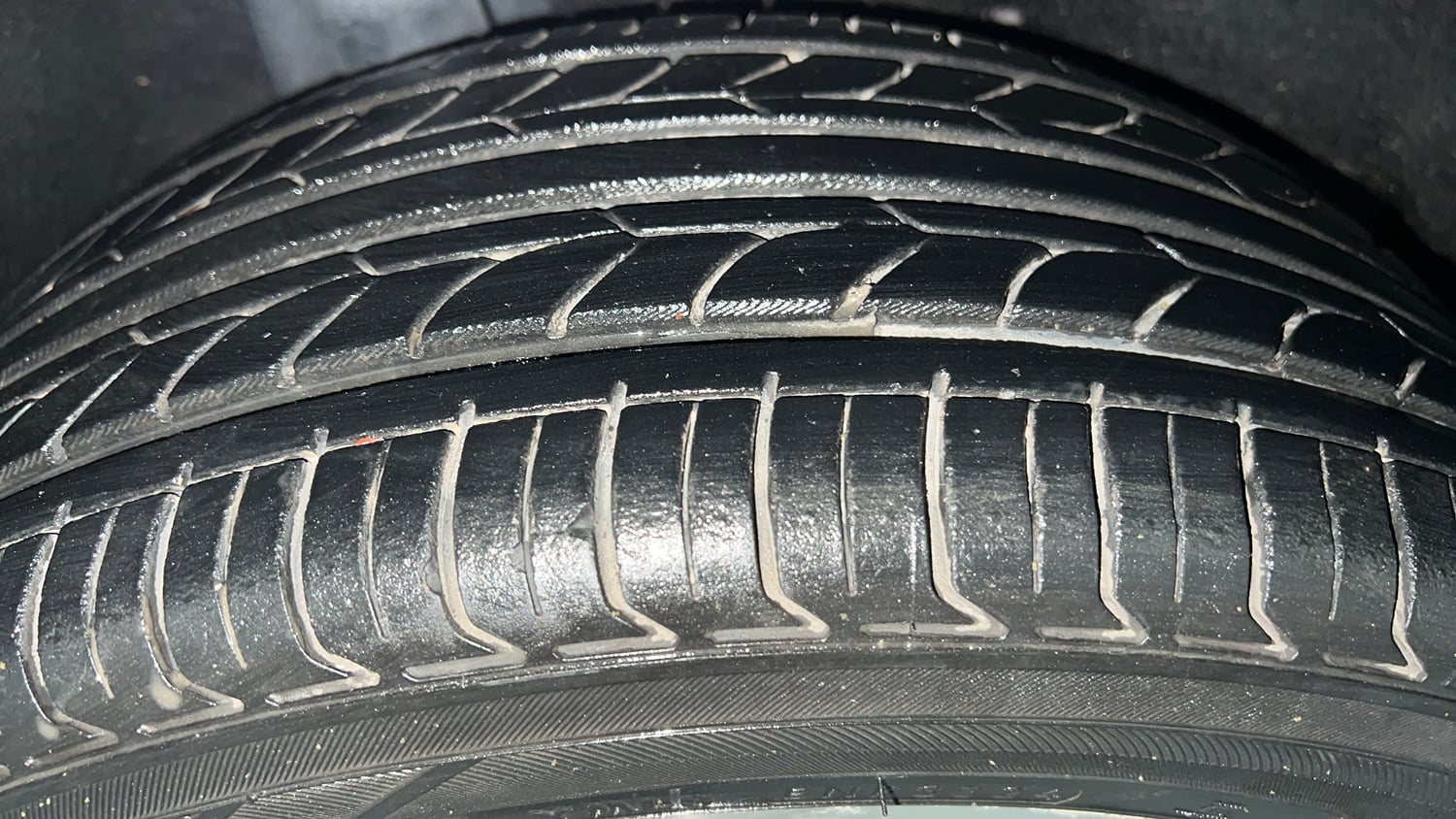 Used 2020 Maruti Suzuki Baleno Zeta Petrol Manual tyres RIGHT REAR TYRE TREAD VIEW