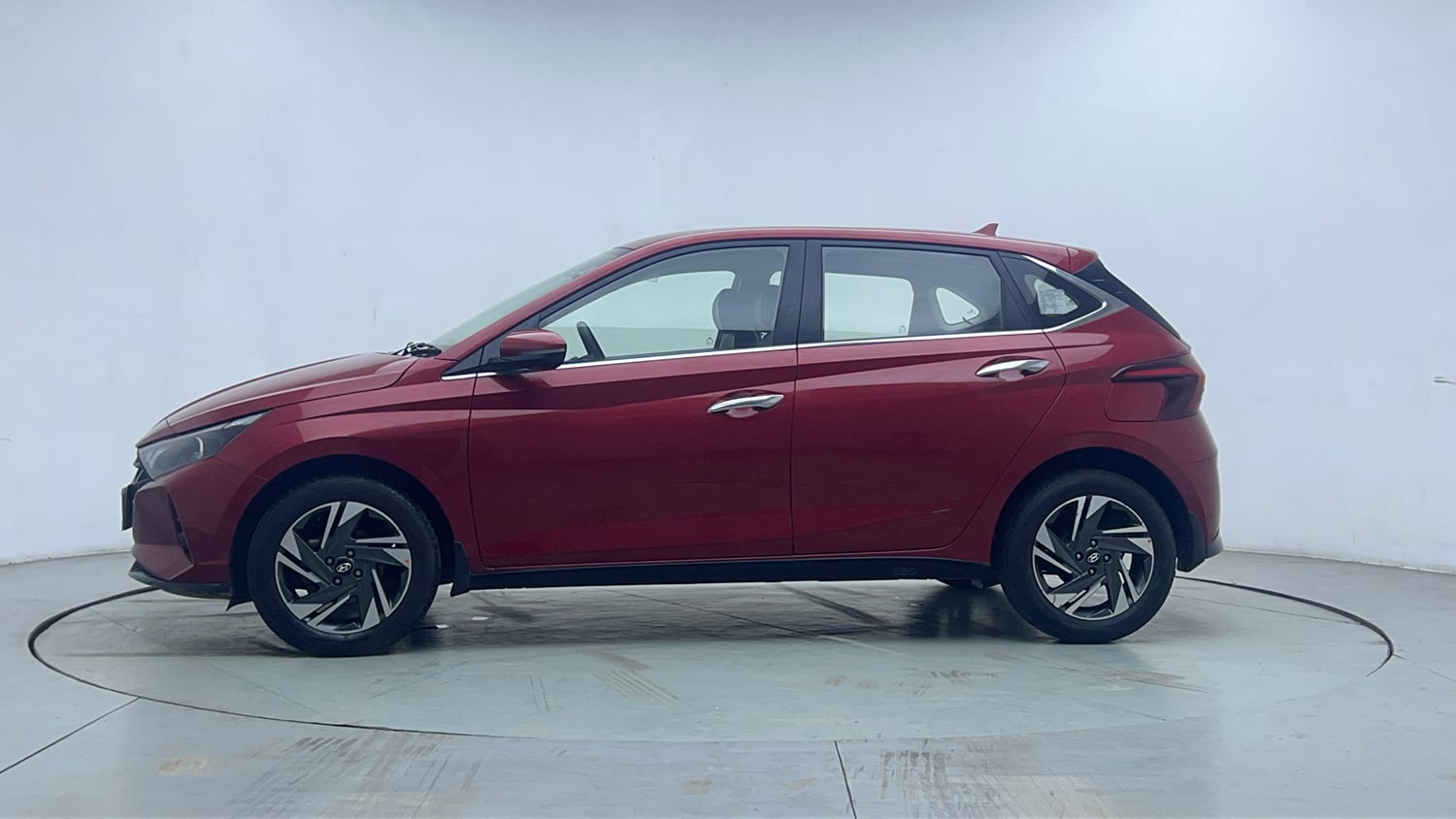 Used 2021 Hyundai i20 Asta 1.2 IVT Petrol Automatic exterior LEFT SIDE VIEW