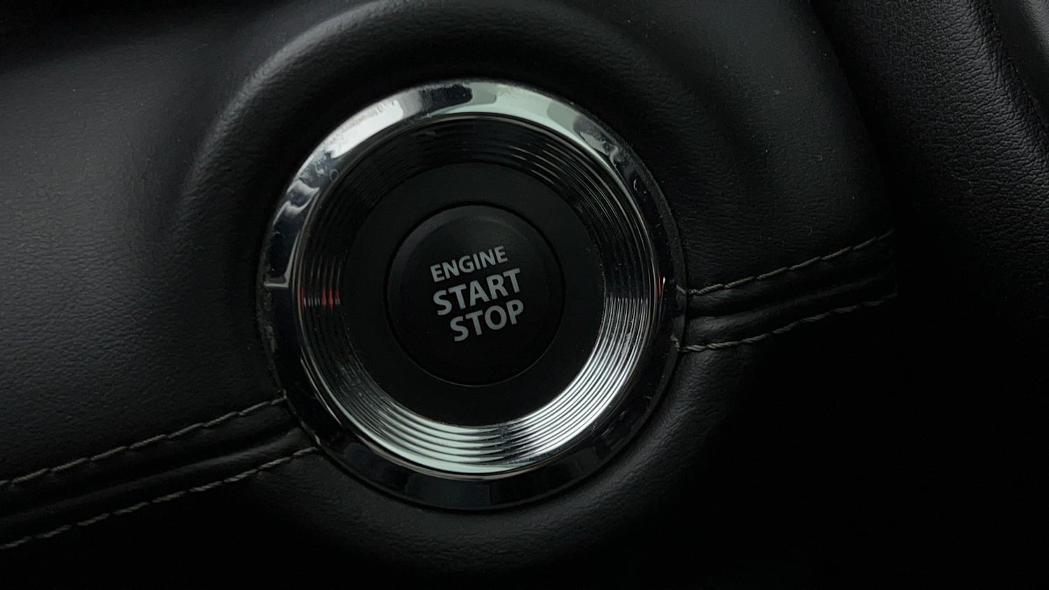 Used 2023 Toyota Urban Cruiser Hyryder V AT NeoDrive Petrol Automatic top_features Keyless start