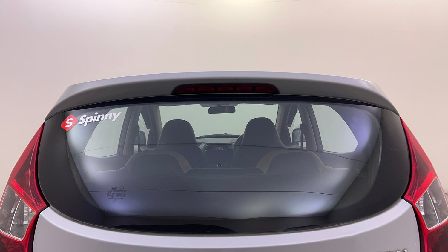 Used 2014 Hyundai Eon Era + Petrol Manual exterior BACK WINDSHIELD VIEW