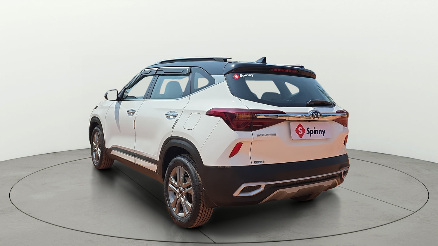 Used 2020 Kia Seltos HTX IVT 1.5 Petrol Automatic exterior LEFT REAR CORNER VIEW