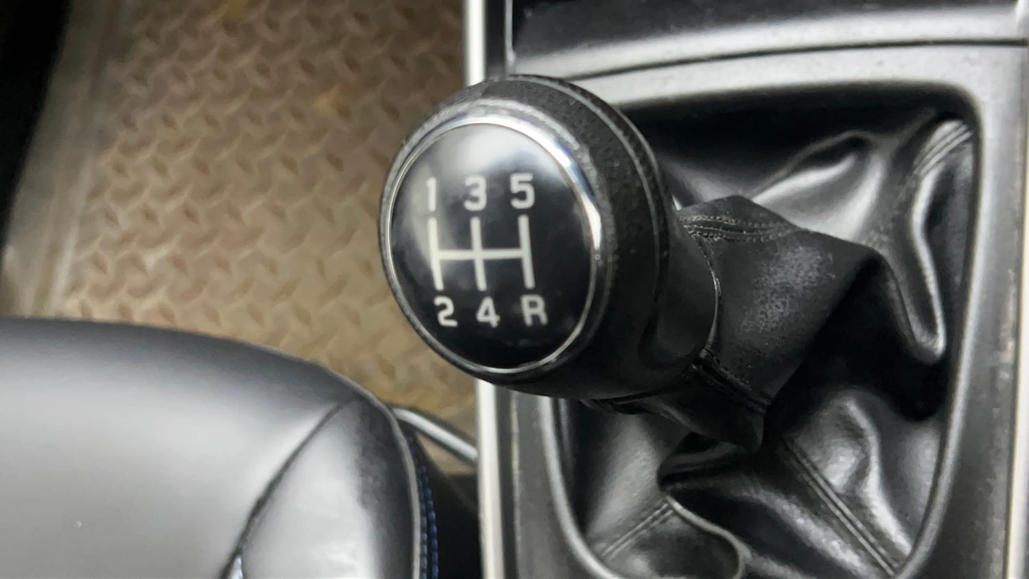 Used 2019 Toyota Glanza G Petrol Manual interior GEAR  KNOB VIEW