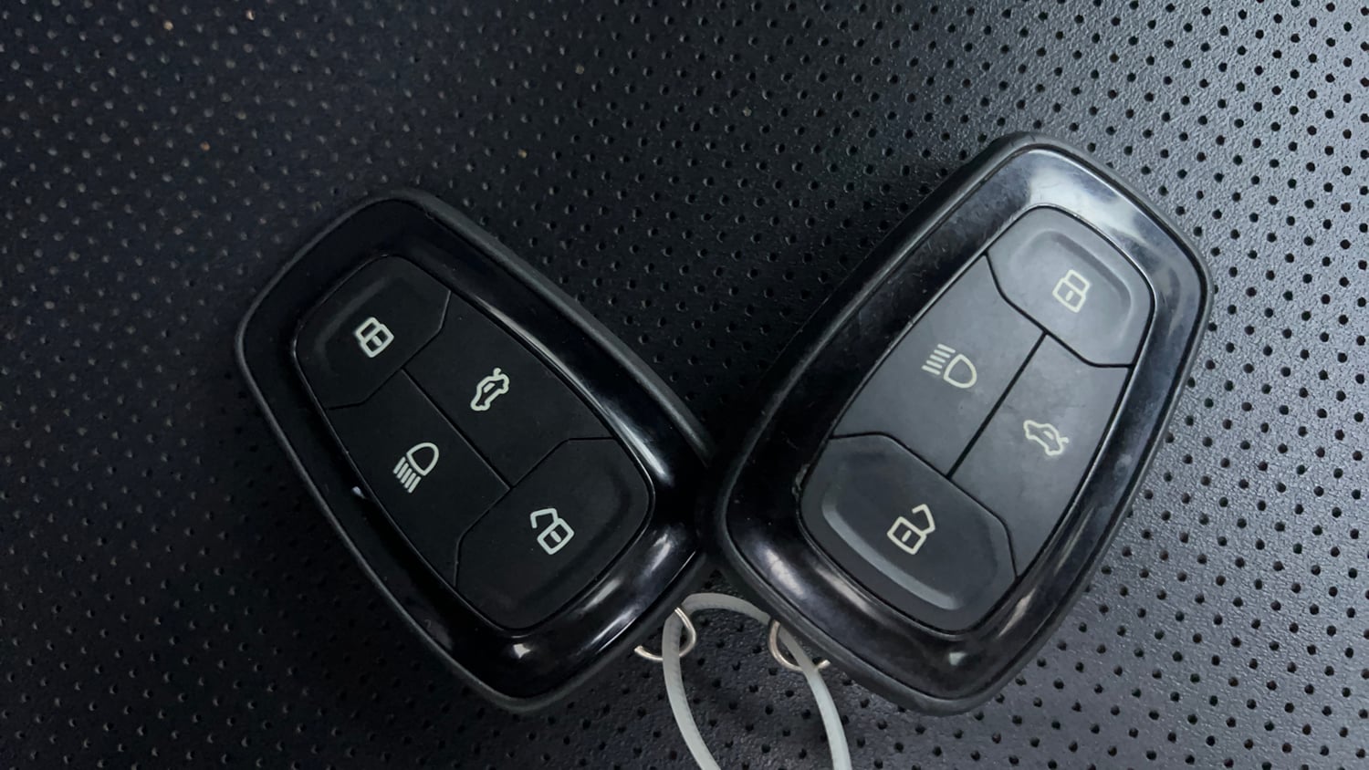 Used 2024 Tata Nexon Fearless Plus (S) 1.5 Diesel 6MT Dark Edition Diesel Manual extra CAR KEY VIEW