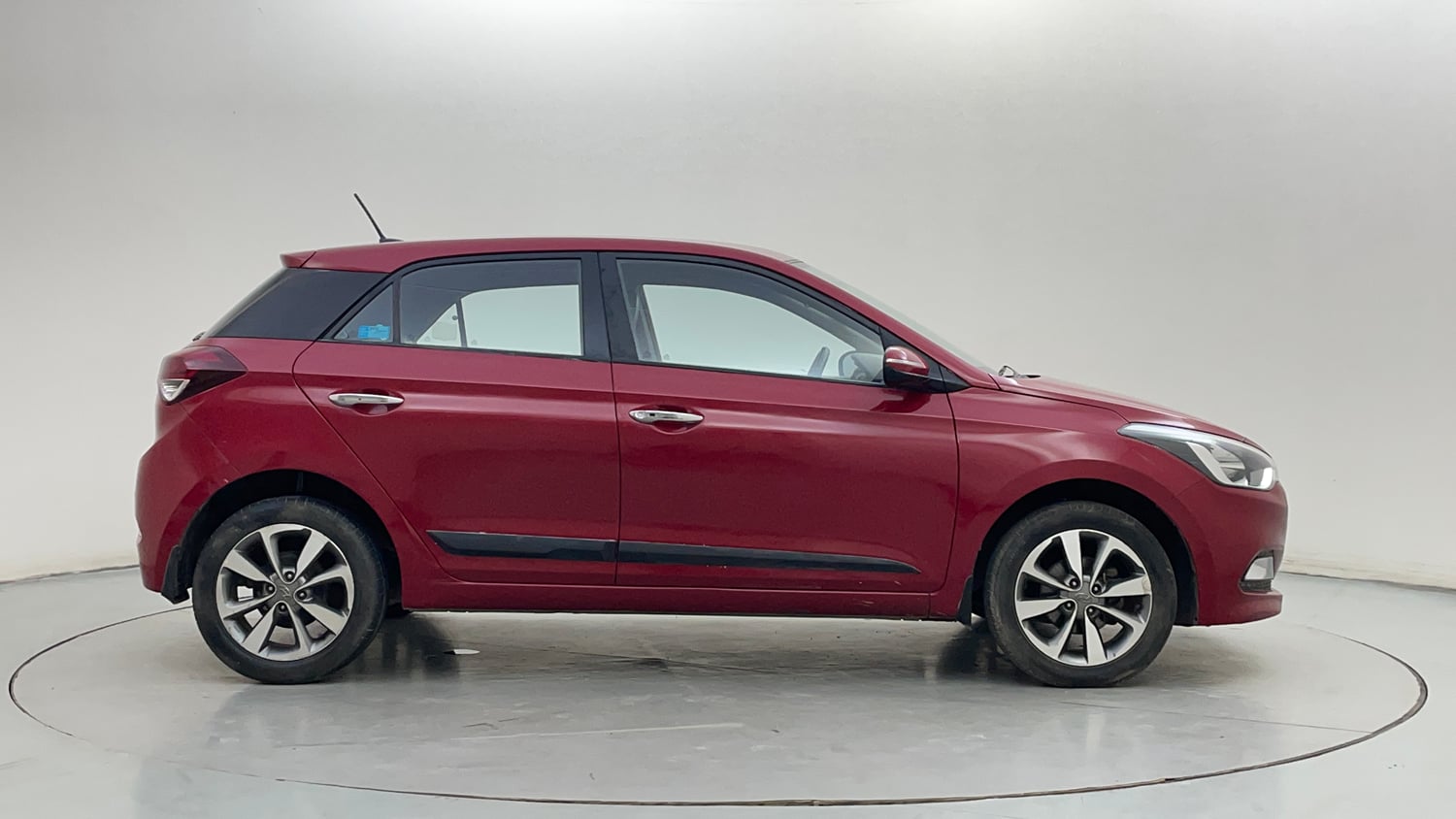 Used 2015 Hyundai Elite i20 Asta 1.2 Petrol Manual exterior RIGHT SIDE VIEW