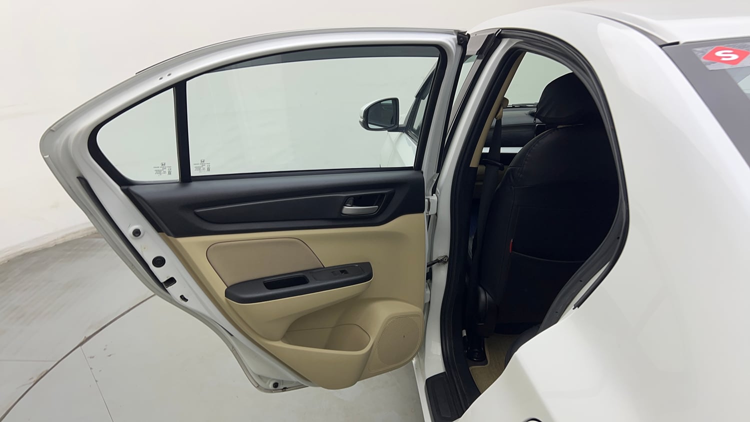 Used 2022 Honda Amaze VX CVT 1.2 Petrol Petrol Automatic interior LEFT REAR DOOR OPEN VIEW