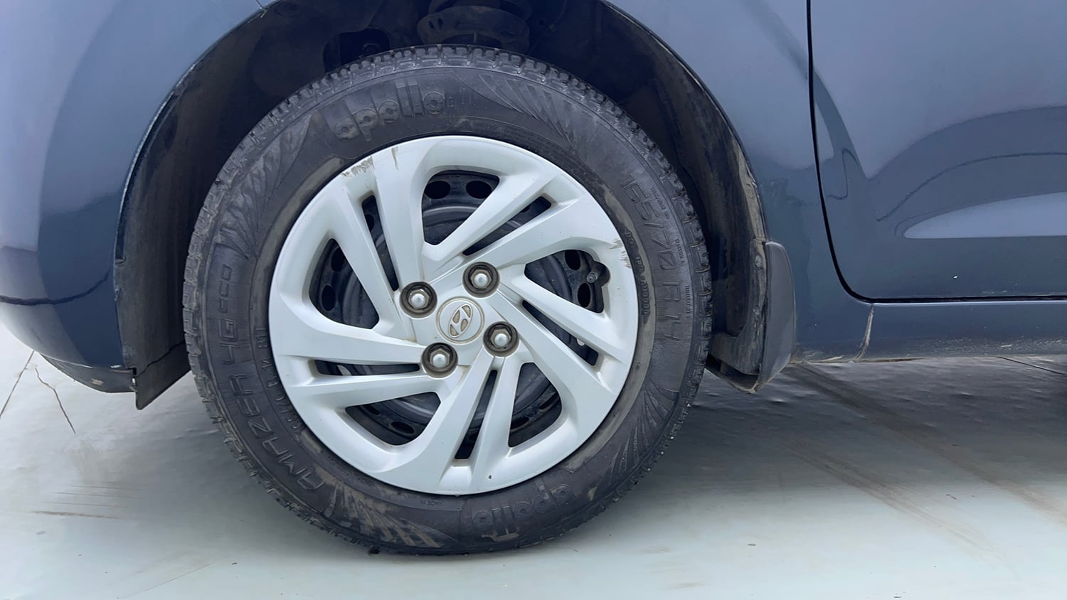 Used 2021 Hyundai Grand i10 Nios Magna 1.2 Kappa VTVT Petrol Manual tyres LEFT FRONT TYRE RIM VIEW