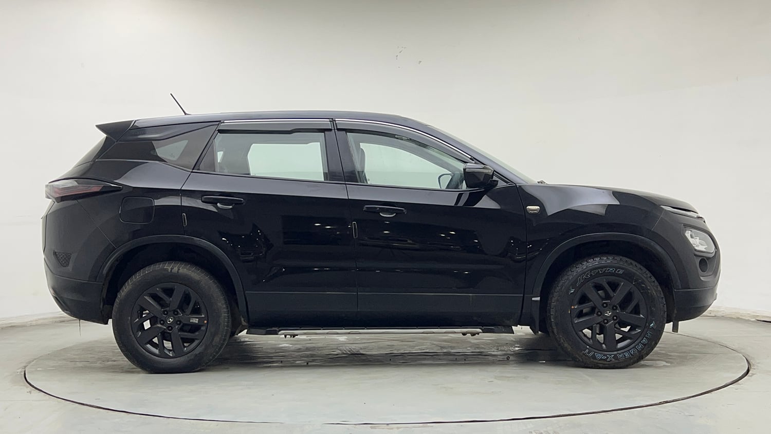 Used 2022 Tata Harrier XTA Plus Dark Edition Diesel Automatic exterior RIGHT SIDE VIEW
