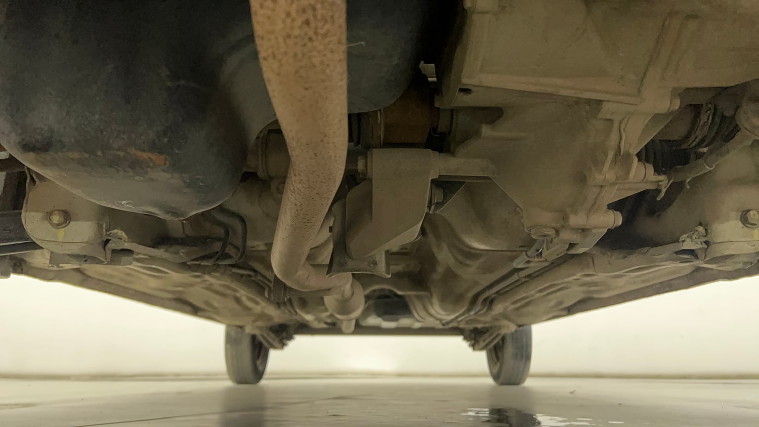 Used 2021 Maruti Suzuki Alto 800 LXi Petrol Manual extra FRONT LEFT UNDERBODY VIEW