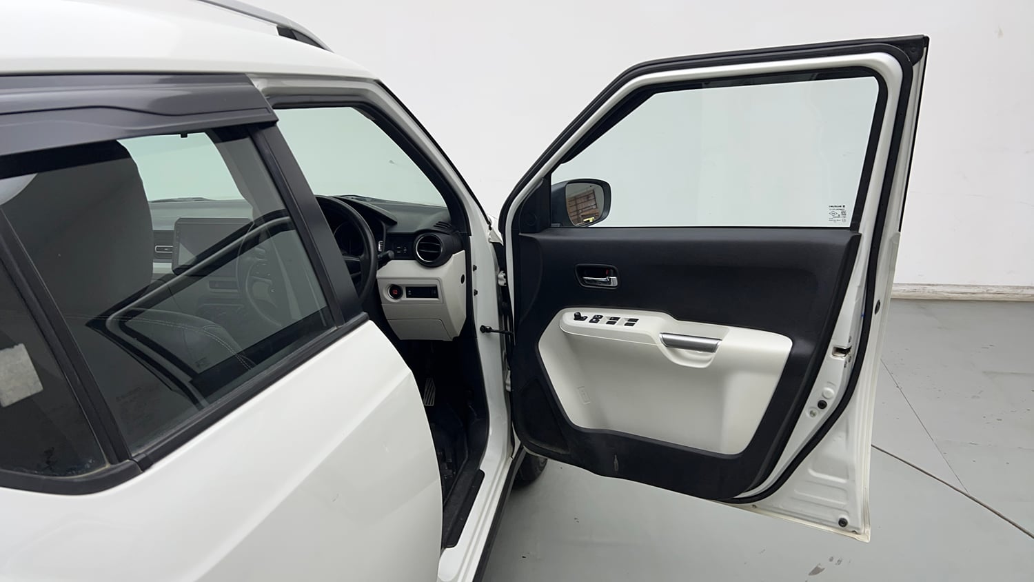 Used 2023 Maruti Suzuki Ignis Zeta 1.2 MT Petrol Manual interior RIGHT FRONT DOOR OPEN VIEW