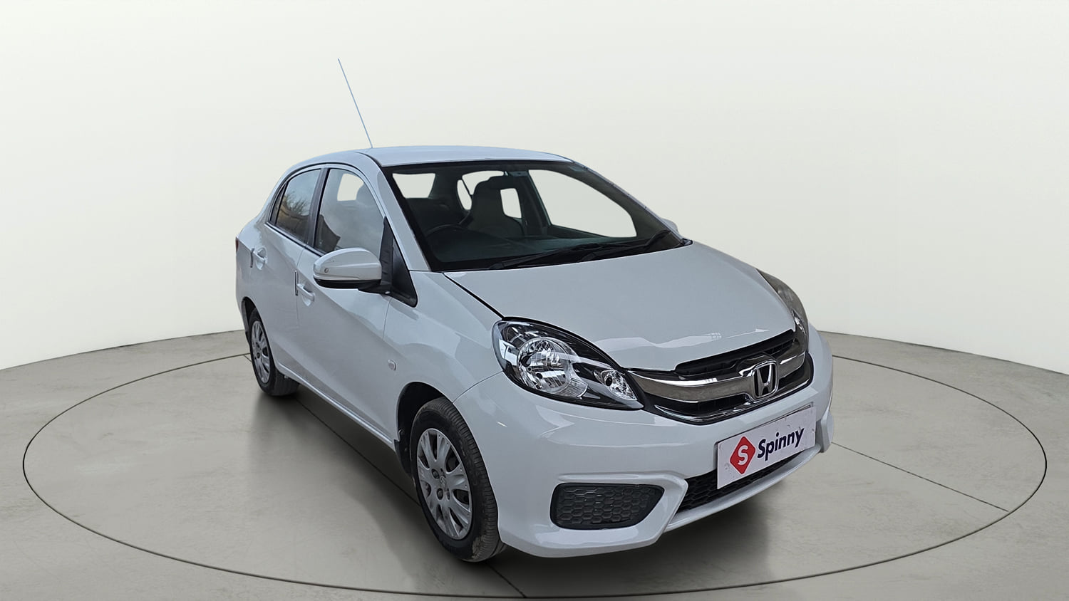 Used 2016 Honda Amaze 1.2 S i-VTEC Petrol Manual exterior RIGHT FRONT CORNER VIEW